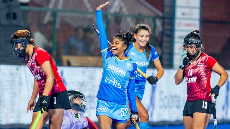 Asian Champions Trophy: భారత్ జోరు.. రఫ్పాడించిన మహిళా ఆటగాళ్లు