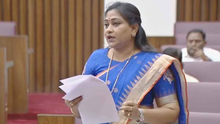 Home Minister Vangalapudi Anitha: బ్లేడ్ బ్యాచ్ లిస్ట్ రెడీ..! గంజాయి బ్యాచ్‌ ఆస్తులు సీజ్‌.. హోం మంత్రి వార్నింగ్..