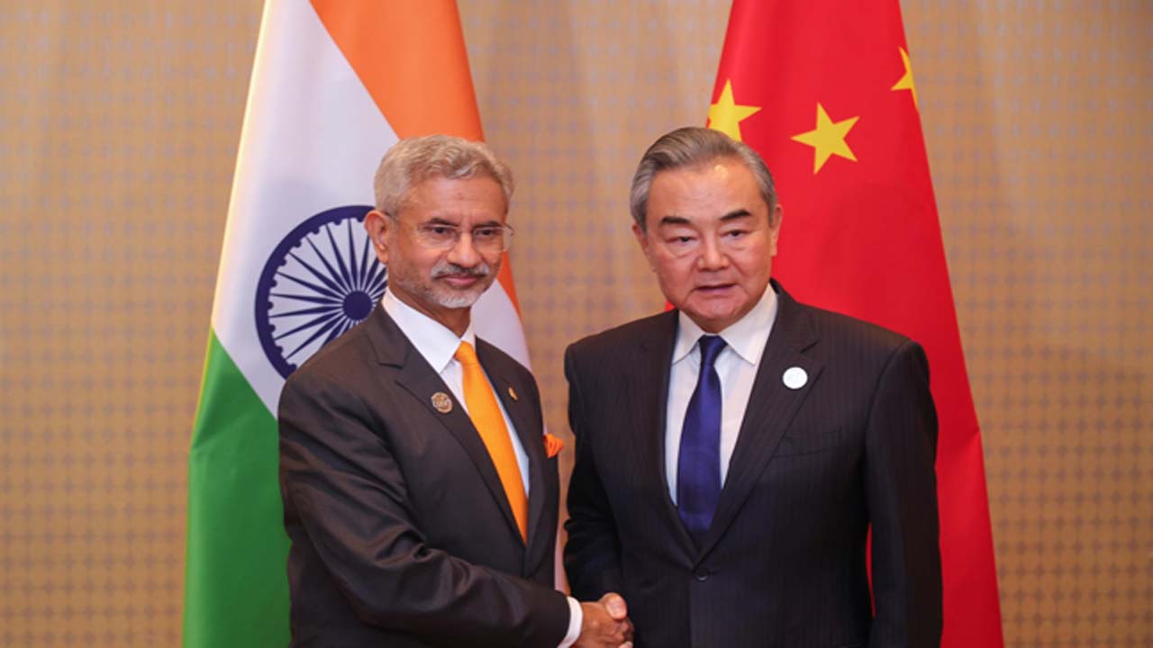 India-China: గుడ్‌న్యూస్.. త్వరలో భారత్-చైనా విమాన సర్వీసులు ప్రారంభం!