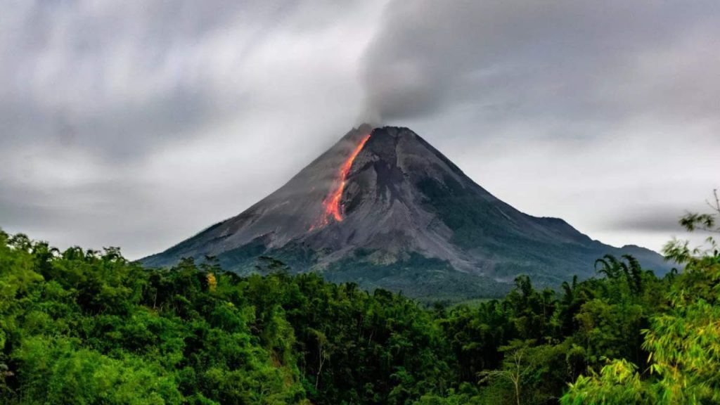 Indonesia Volcano Erupts