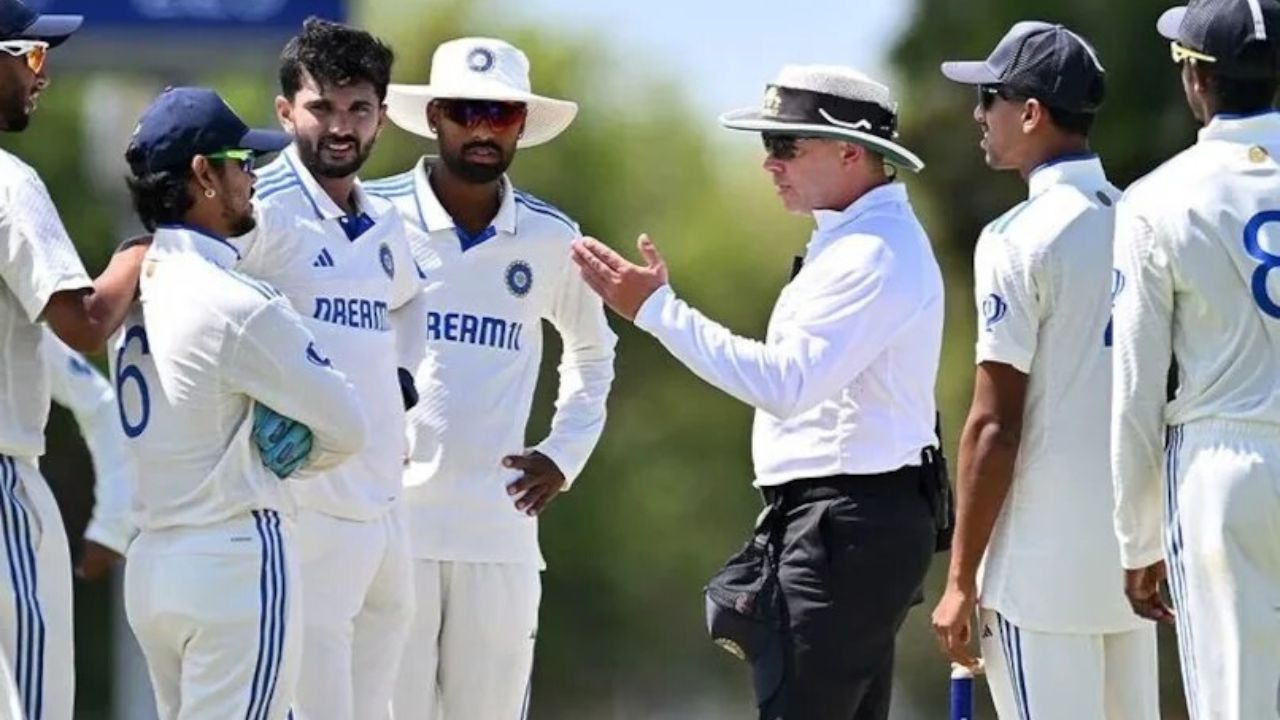 Ishan Kishan Ball Tampering: బాల్ ట్యాంపరింగ్ ఆరోపణల విషయంలో అంపైర్‌తో గొడవ పడ్డ ఇషాన్ కిషన్