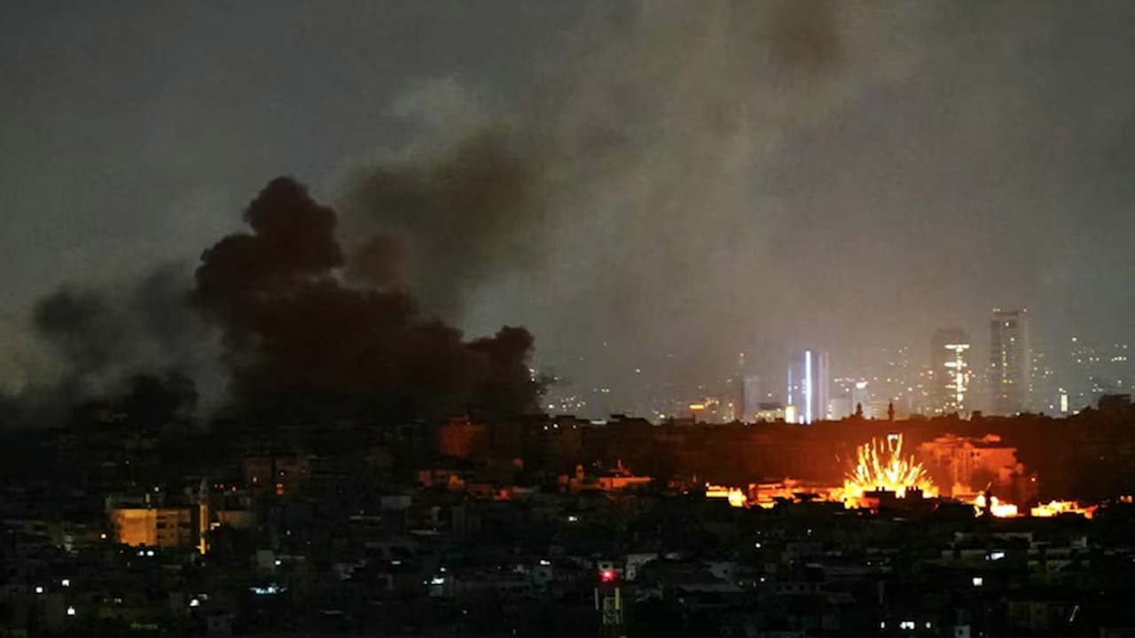 Israel-Hezbollah War: ఇజ్రాయెల్-లెబనాన్ మధ్య భీకరపోరు.. 250 రాకెట్లు ప్రయోగించిన హిజ్బుల్లా