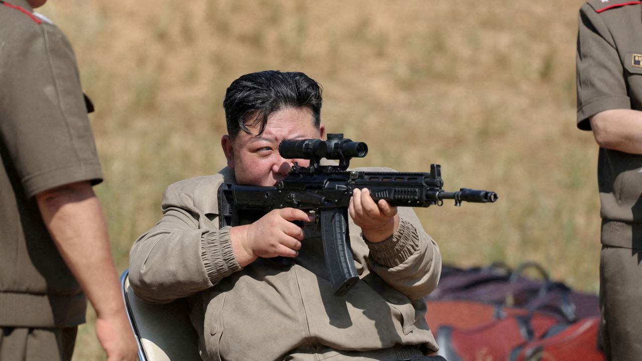 Kim Jong un: పెద్ద ఎత్తున ఆయుధాల తయారీని వేగవంతం చేయండంటున్న ఉత్తర కొరియా నియంత