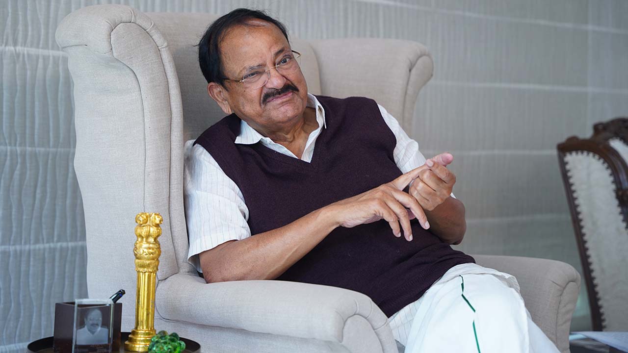 M. Venkaiah Naidu: అమ్మ భాష నేర్చుకున్న తర్వాత ఇంగ్లీష్ నేర్చుకోండి..