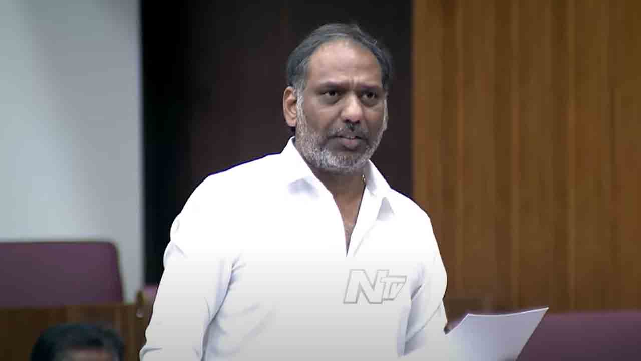 Minister Gottipaati Ravi Kumar: వ్యవసాయ మోటార్లకు స్మార్ట్ మీటర్లు బిగించే ప్రసక్తే లేదు..