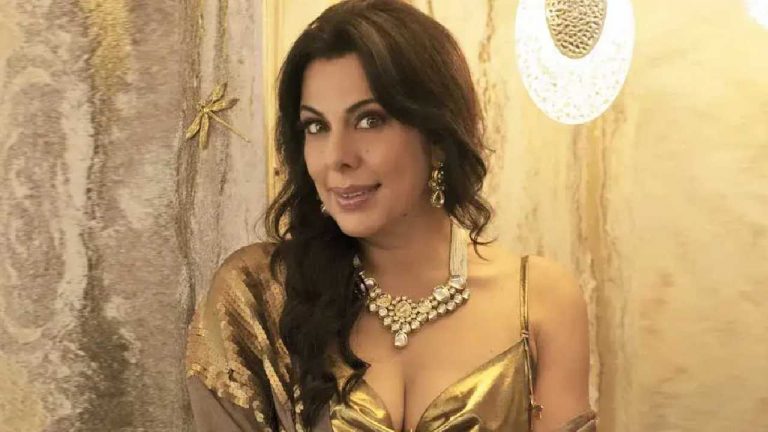 Pooja Bedi : నాకు నటన రాదు.. అందుకే అందాలను ఎరవేశాను