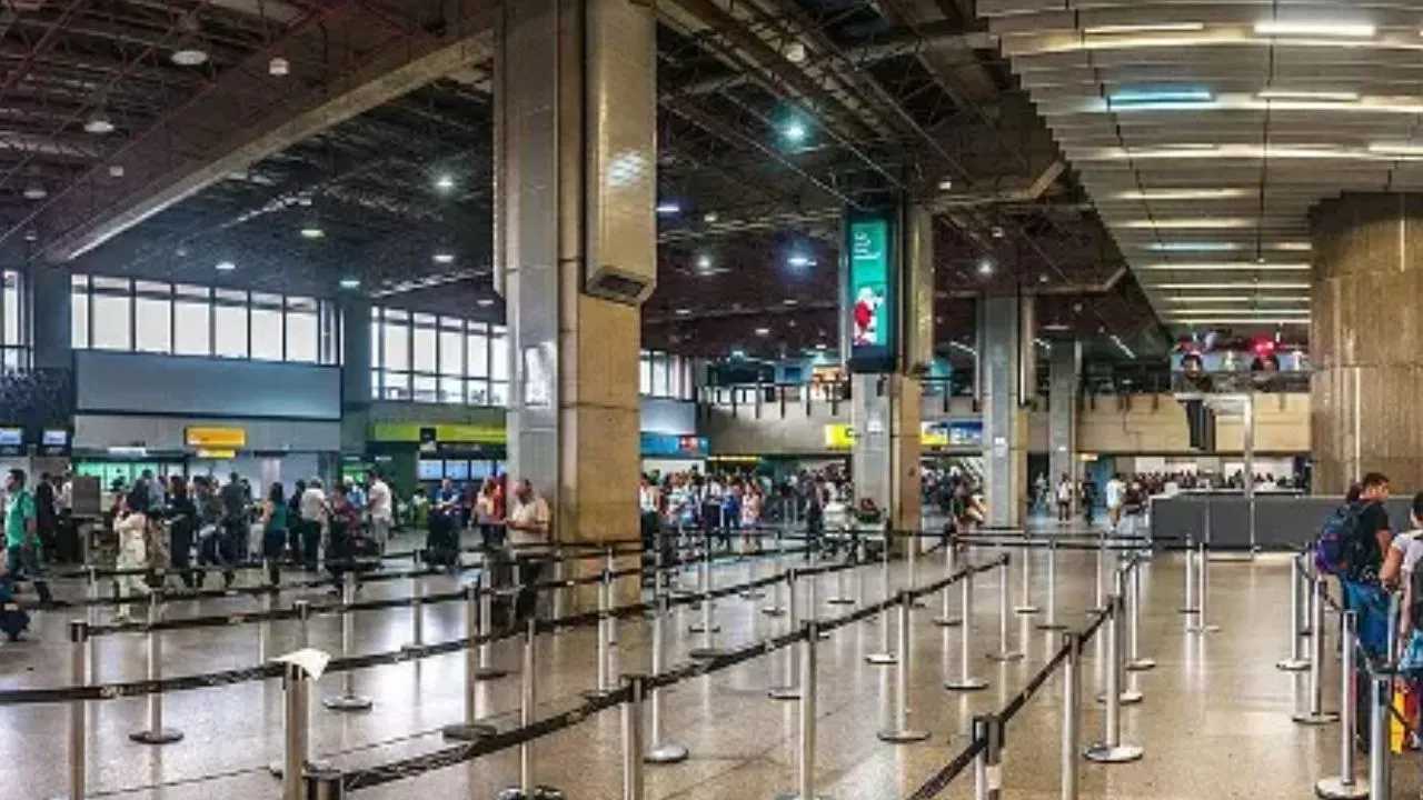 Gun Fire : బ్రెజిల్‌లోని అంతర్జాతీయ విమానాశ్రయంలో కాల్పులు.. ఒకరు మృతి, ముగ్గురికి గాయాలు