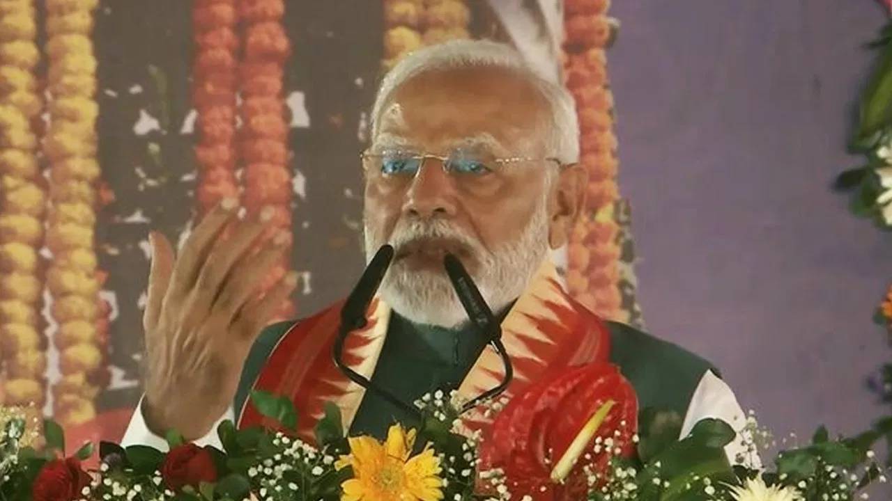 PM Modi : దేశానికి స్వాతంత్య్రం సాధించడంలో గిరిజనుల గొప్ప సహకారం ఉంది : ప్రధాని మోడీ