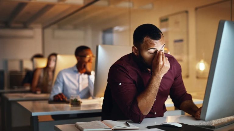 Side Effects of Over Sitting: ఎక్కువ సేపు కూర్చుంటున్నారా? .. ఎంత ప్రమాదమంటే?