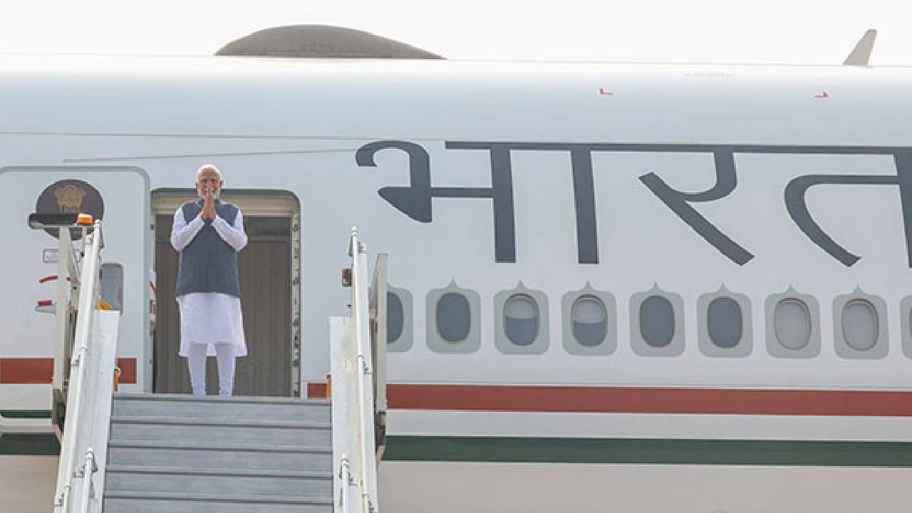 PM Modi: జీ -20 సమ్మిట్ కోసం బయలుదేరిన ప్రధాని మోడీ..మూడు దేశాల్లో పర్యటన..