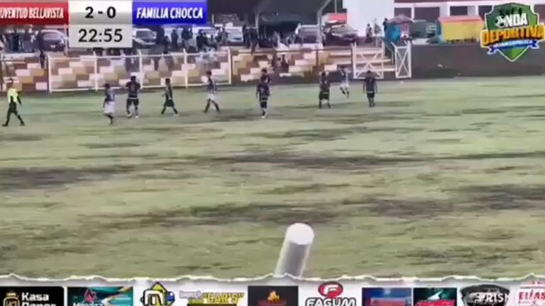 Tragedy: పిడుగుపాటుకు మైదానంలో ఆటగాడు మృతి, ముగ్గురికి తీవ్ర గాయాలు(వీడియో)