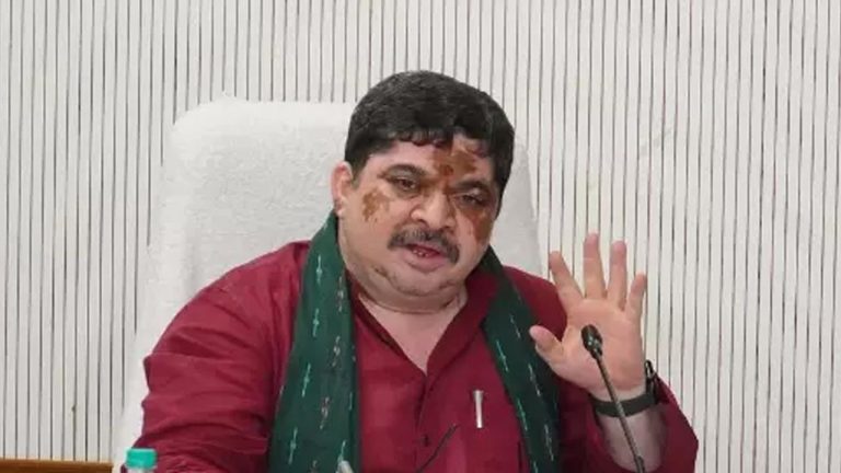 Ponnam Prabhakar: రైతులు ఆదాయం వచ్చే పంటలు వేయండి.. పొన్నం సూచన..