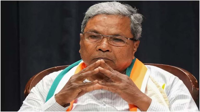 Siddaramaiah: భూ కుంభకోణం కేసులో సిద్ధరామయ్యకు లోకాయుక్త సమన్లు