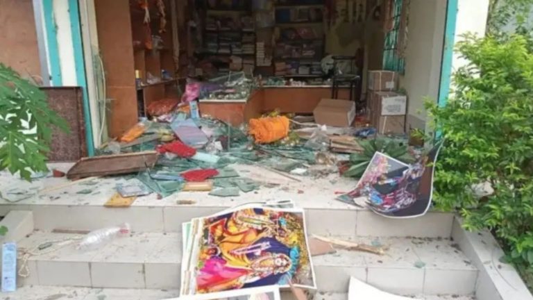 Temples Vandalized: చటోగ్రామ్‌లో మరో మూడు హిందూ దేవాలయాలపై దాడి