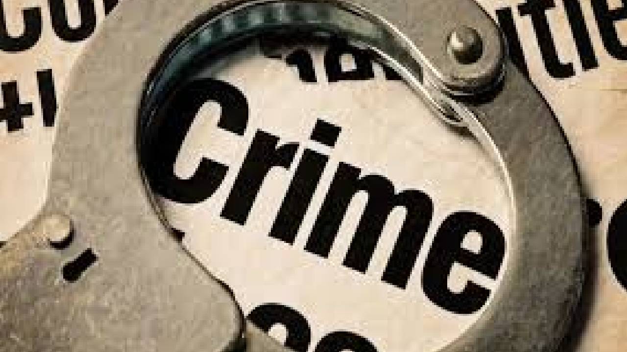 UP Crime: భూ వివాదంలో పొరుగువారిని ఇరికించేందుకు కూతురి హత్య..