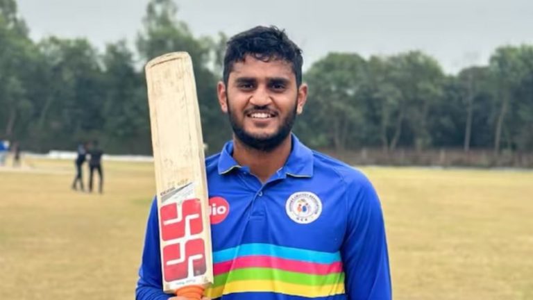 Urvil Patel Century: 28 బంతుల్లోనే సెంచరీ.. ఎంతపనాయే రాములా!