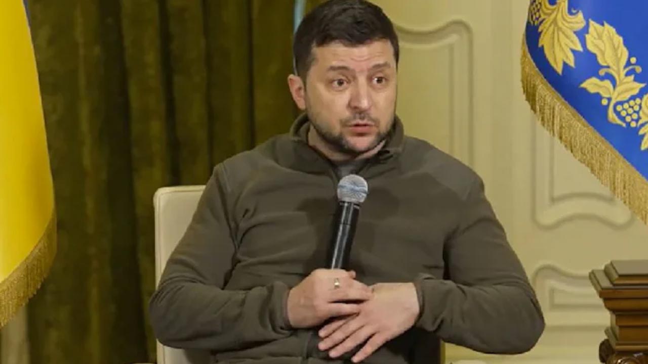 Zelensky: రష్యాపై క్షిపణులతో దాడి చేస్తా.. పర్మిషన్ ఇవ్వండి