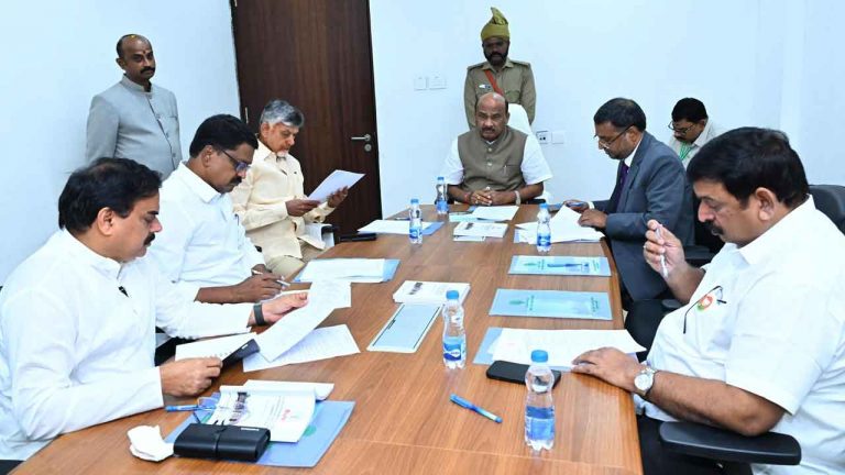 AP Assembly Sessions 2024: ముగిసిన బీఏసీ.. ఎవరికోసమో అసెంబ్లీ సమావేశాలు ఆగవు..!