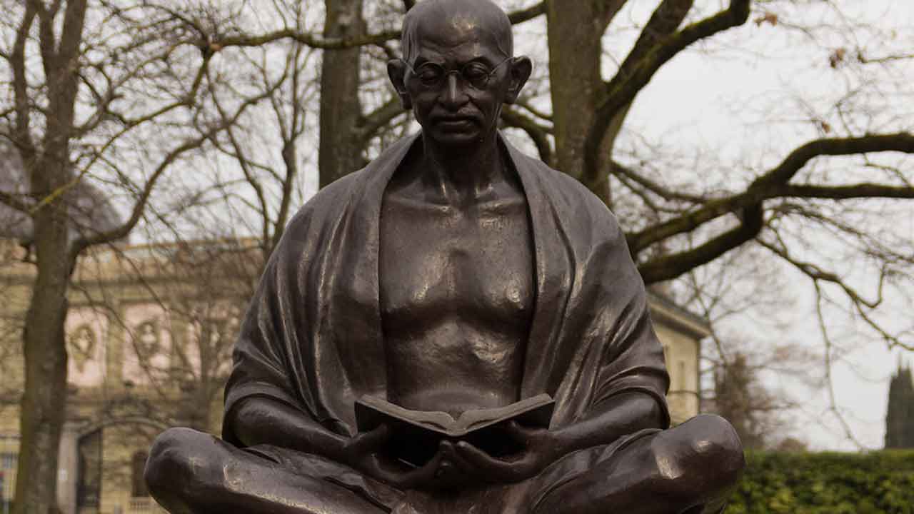 Mahatma Ghat : మహోన్నతంగా మహాత్మ ఘాట్​