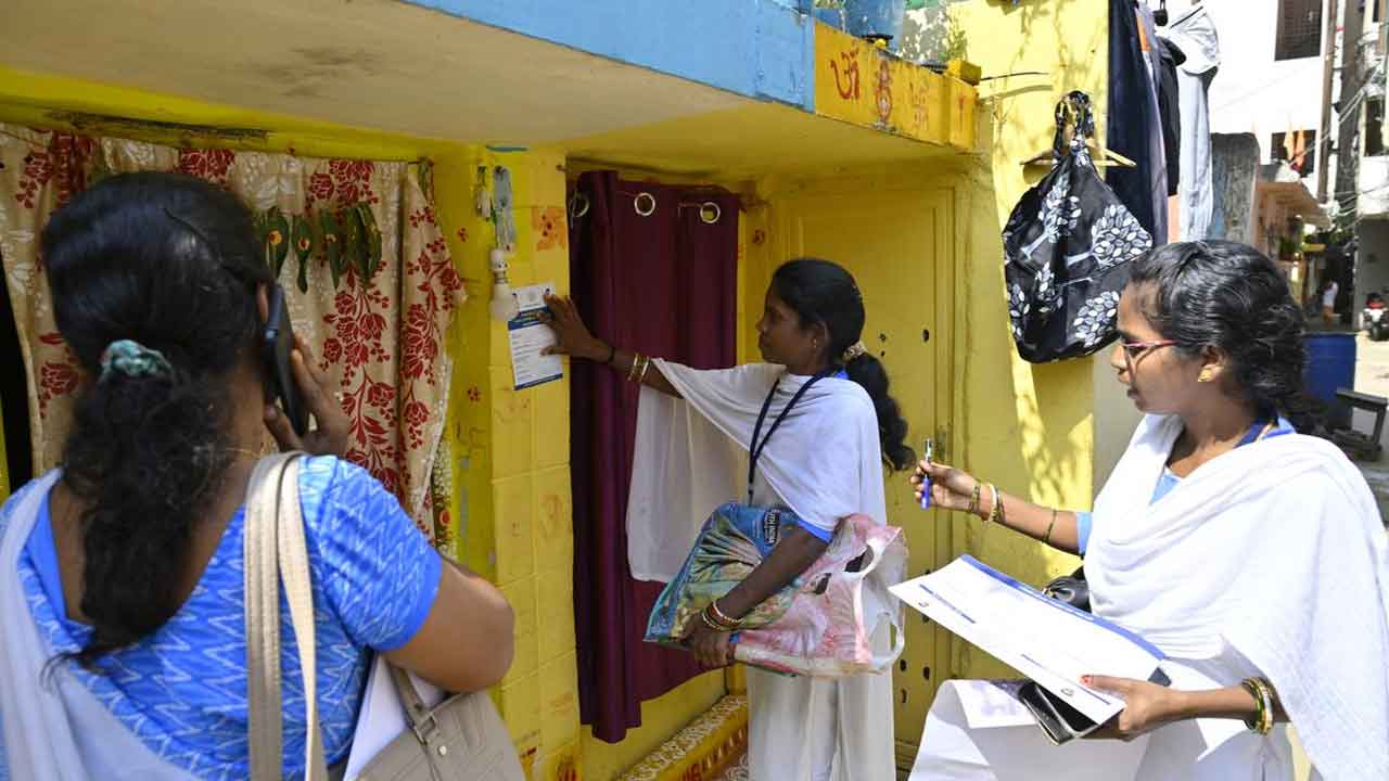 Caste Enumeration : తెలంగాణ సర్వే దేశానికే ఆదర్శం.. కోటి మైలురాయి దాటిన ఇంటింటి కుటుంబ సర్వే