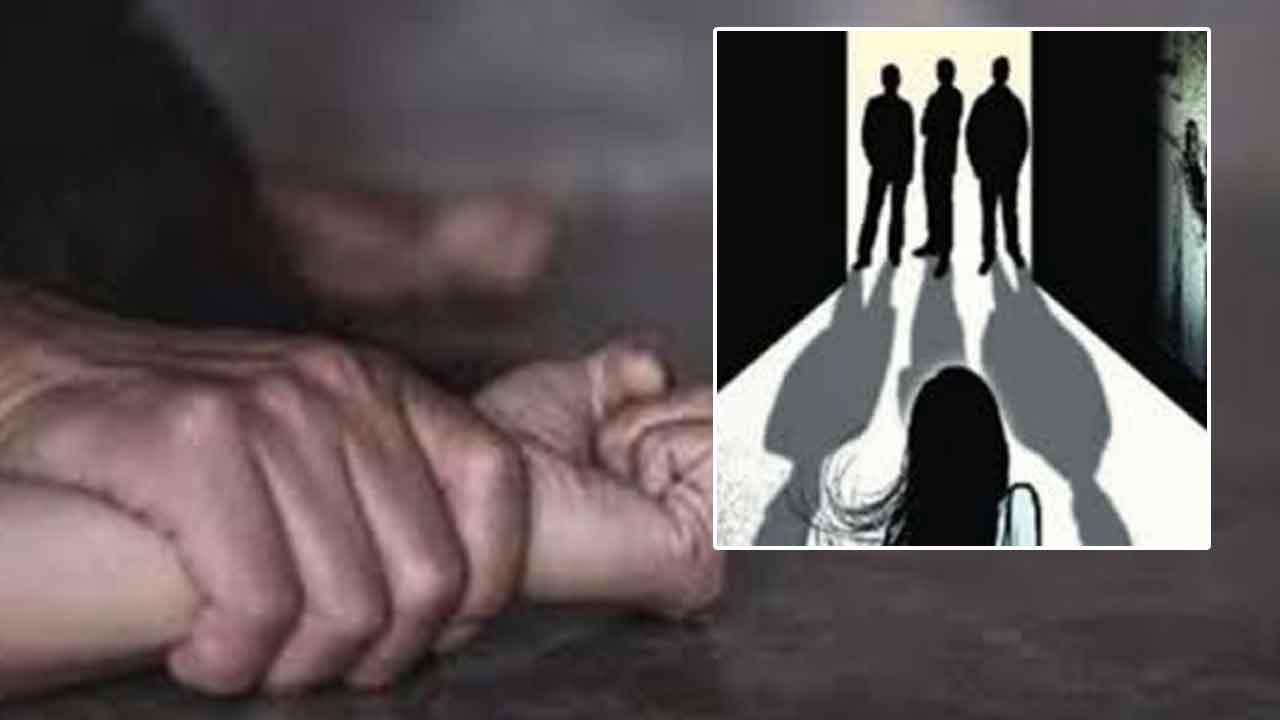 AP Crime: ఏపీలో మరో దారుణం.. వివాహితపై నలుగురు యువకుల సామూహిక అత్యాచారం.. ఆపై హత్య..!