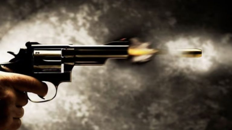 Gun Firing In Bar: బార్‌లో కాల్పులు.. 6 మంది మృతి