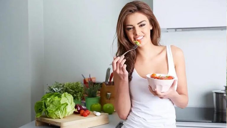 Health Benefits: సన్నగా ఉన్నానని బాధపడుతున్నారా? ఇవి తినండి చాలు..