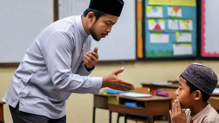 Kerala: మదర్సాలో ఉపాధ్యాయుడి దాష్టీకం.. విద్యార్థి  ప్రైవేట్ భాగాలపై ఎర్ర కారం పూసి…