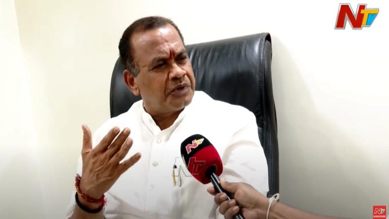 Komati Reddy Venkat Reddy: కేంద్రమంత్రులతో కోమటి రెడ్డి భేటీ.. ఆ అంశాలపై చర్చ