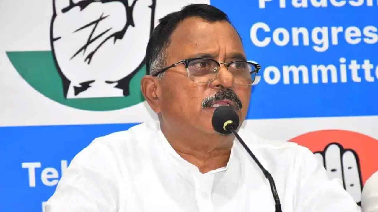 Mallu Ravi : గిరిజనుల కోసం పదేళ్ల పాలనలో ఏమి చేశారు