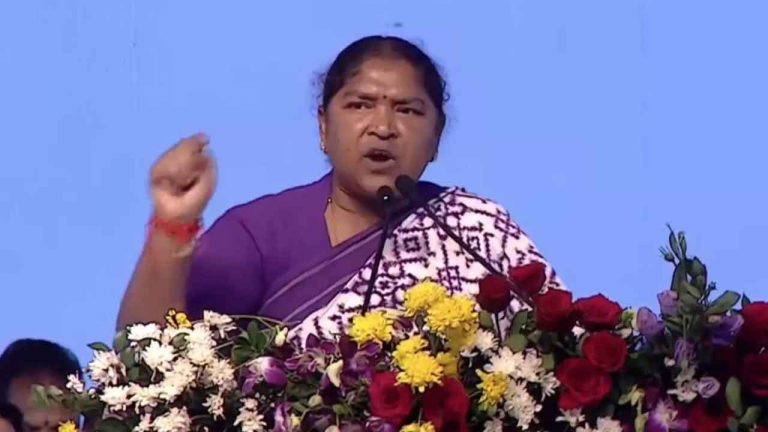 Minister Seethakka : ఉచిత బస్సు పథకంపై విపక్షాలు అసత్య ప్రచారం చేస్తున్నాయి
