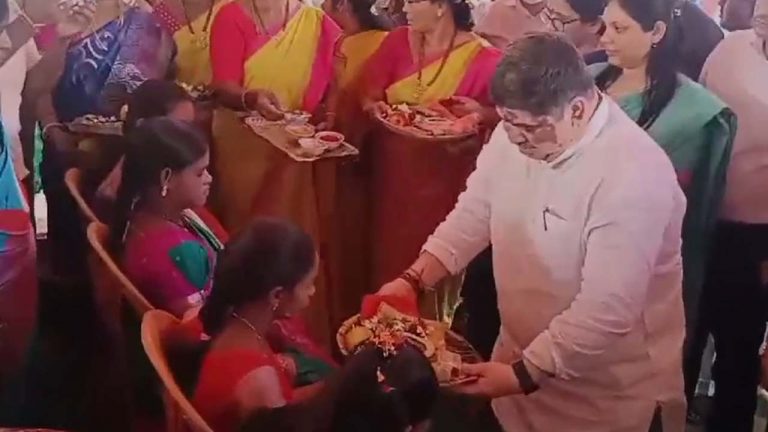 Ponnam Prabhakar: త్వరలోనే ఇందిరమ్మ ఇల్లు, రేషన్ కార్డులు..