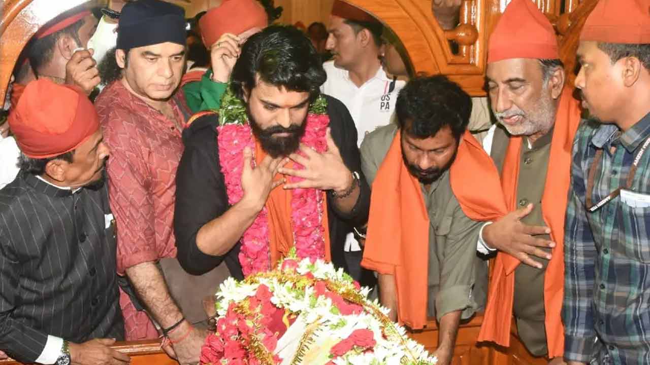 Ram Charan: మాలలో ఉండగా దర్గాకి వెళ్లడం పాపమా?
