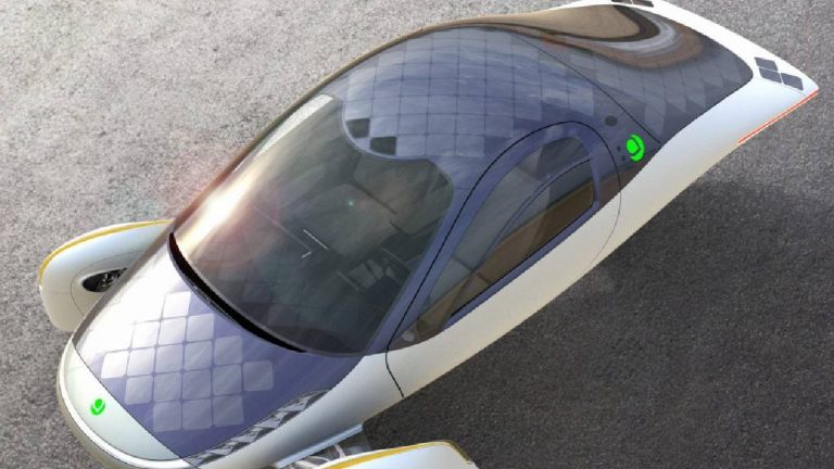 Solar Car: సోలార్ కార్‌లు వచ్చేస్తున్నాయి.. ఒక్క ఛార్జింగ్‌తో 1600 కి.మీ.