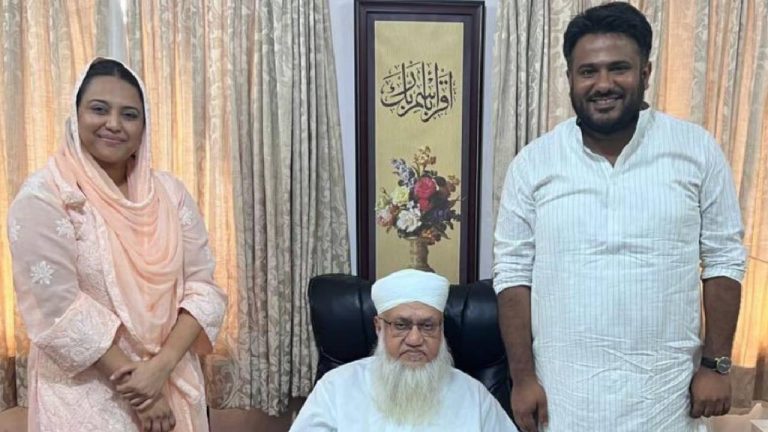 Swara Bhasker: “బాలిక విద్యను వద్దన్న మౌలానాతో స్వరా భాస్కర్”.. ఏకిపారేస్తున్న నెటిజన్లు..