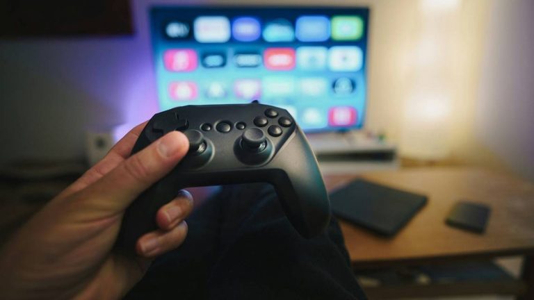 Viral News: వీడియో గేమ్‌లో ఓడిపోవడంతో.. తన 8 నెలల కొడుకును గోడకు విసిరేసిన తండ్రి