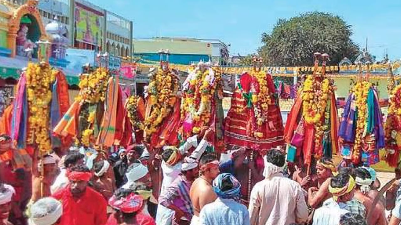 Veera Aradhana Utsavalu : నేటి నుండి కారంపూడిలో పల్నాటి వీర ఆరాధన ఉత్సవాలు