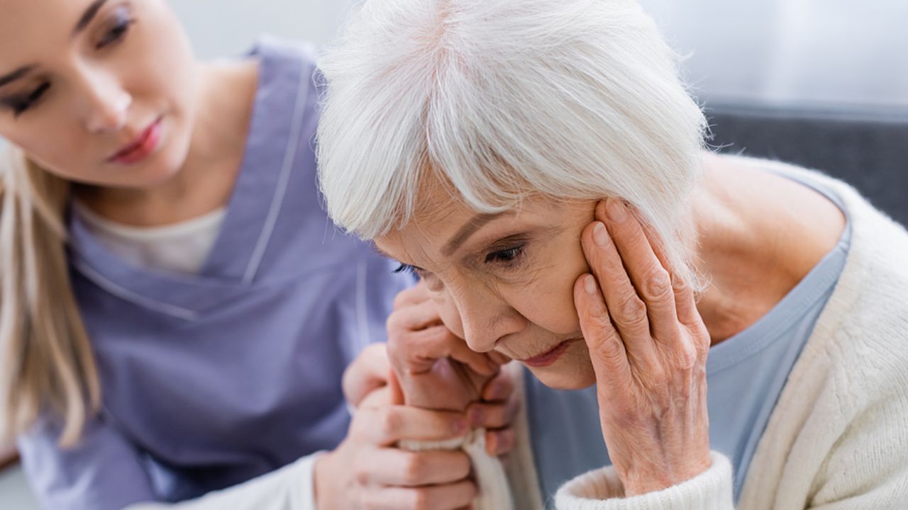 Alzheimer: ఆ పనులు చేసేవారికి అల్జీమర్స్ బారినపడే అవకాశం తక్కువట!