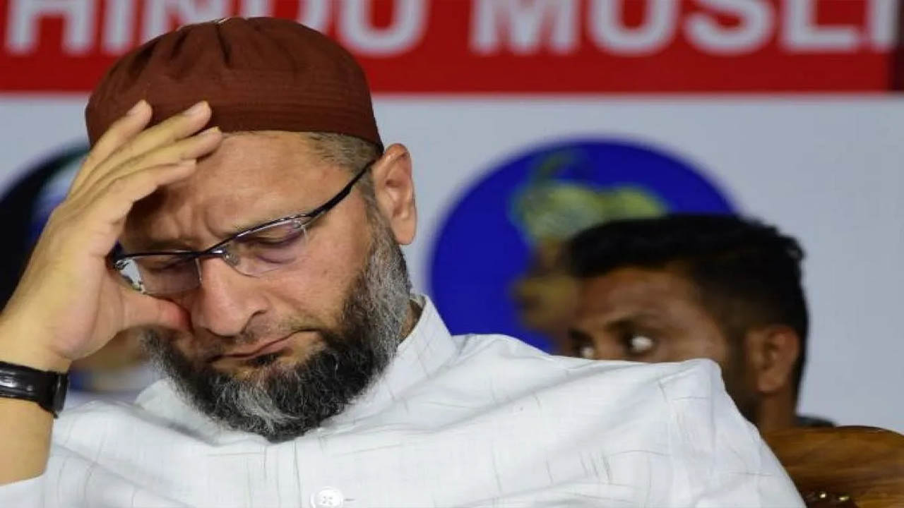 Asaduddin Owaisi: పార్లమెంట్‌లో పాలస్తీనా నినాదం.. ఒవైసీకి బరేలీ కోర్టు సమన్లు