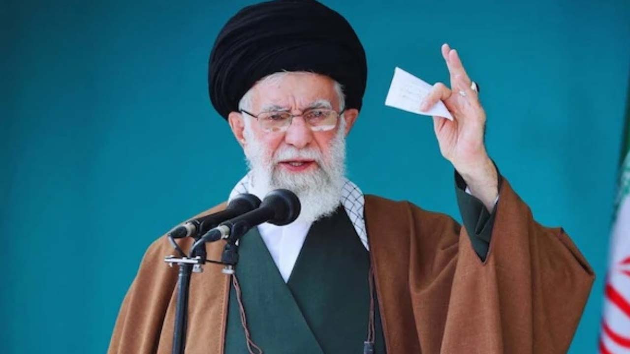 Ali Khamenei: “భయపడొద్దు..” ఇరాన్ ప్రజలకు సుప్రీం లీడర్ అయతుల్లా అలీ కీలక సందేశం..