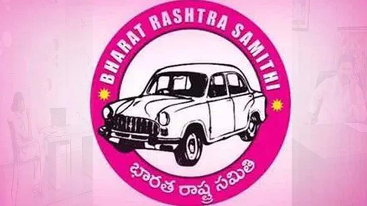 Farm House Case: కోడిపందేల నిర్వహణ కేసు.. ఎమ్మెల్సీ శ్రీనివాస్‌ రెడ్డికి నోటీసులు!