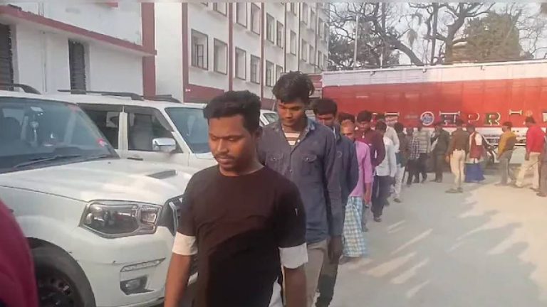 Bihar: పెళ్లికి వెళ్లి మద్యం తాగారు.. 40 మందికి పైగా అరెస్ట్.. అసలు కారణం ఏంటంటే..