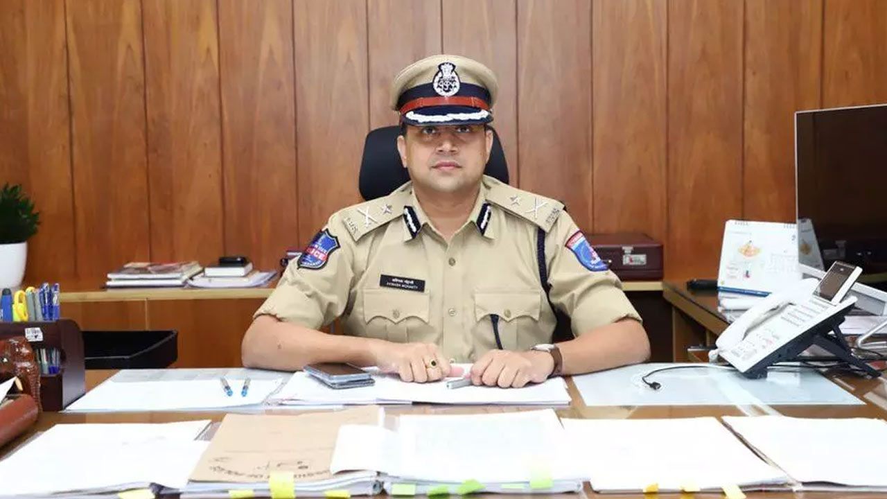 CP Avinash Mohanty : ఈ ఏడాది 70 కోట్ల రూపాయలు సైబర్ నేరగాళ్ల నుంచి బాధితులకు రిఫండ్ చేసి ఇచ్చాం..