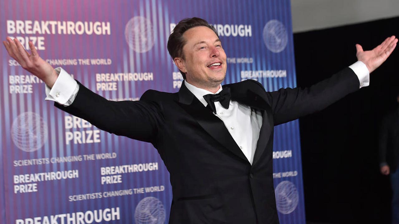 Elon Musk: ఎలాన్ మస్క్ సరికొత్త రికార్డ్.. 400 బిలియన్‌ డాలర్ల క్లబ్‌లోకి టెస్లా చీఫ్