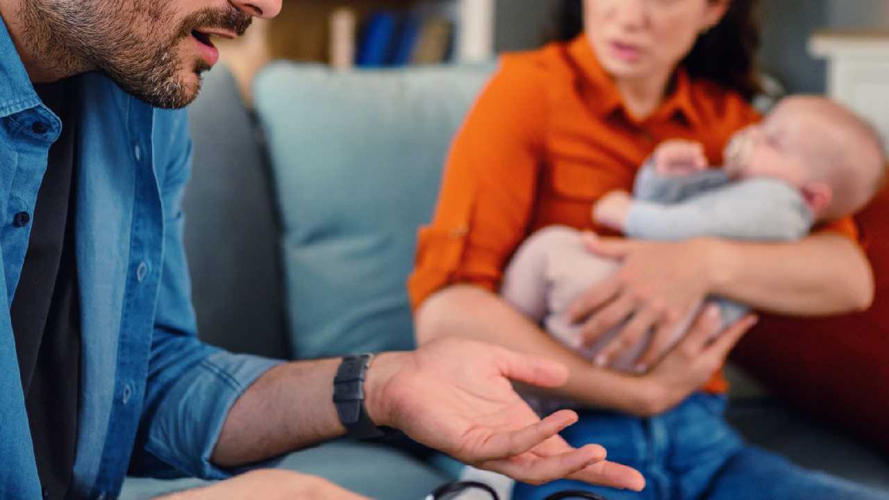 Divorce Case: “బిడ్డకు పేరు పెట్టే విషయంలో గొడవ”.. పిల్లాడికి కోర్టు ఏం పేరు పెట్టిందో తెలుసా..