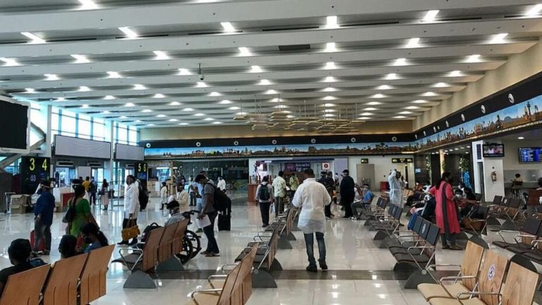 Gannavaram: గన్నవరం విమానాశ్రయంలో బుల్లెట్ల కలకలం!