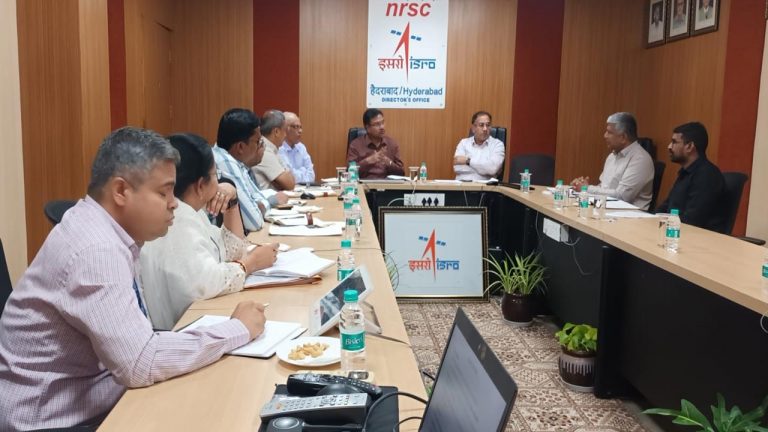 HYDRA: ఎన్ఆర్ఎస్సీ కార్యాలయానికి హైడ్రా కమిషనర్.. శాటిలైట్ ఇమేజీలు పరిశీలన