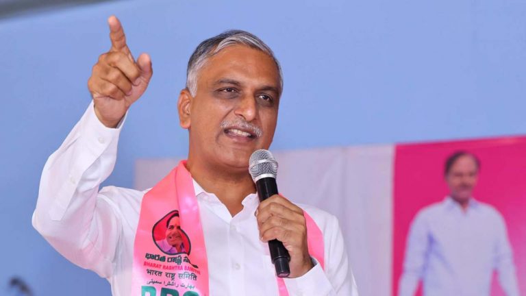 Harish Rao : ఆర్ధికమంత్రి భట్టి గోబెల్స్‌ని మించిపోతున్నారు