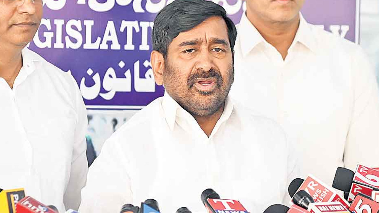 Jagadish Reddy : ప్రజలే కాంగ్రెస్ పార్టీకి ఉరి వేసే రోజులు దగ్గర పడ్డాయి..
