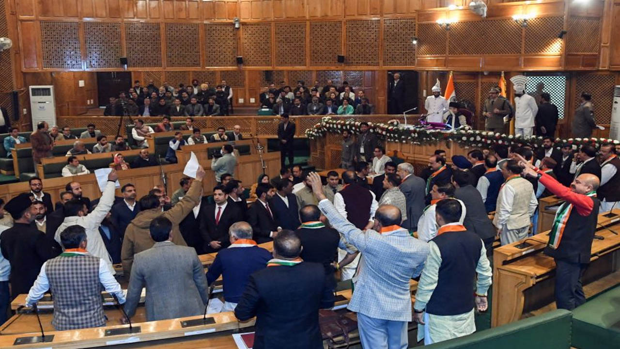 Jammu and Kashmir: జీత భత్యాల కోసం ఎమ్మెల్యేల ఎదురు చూపులు..